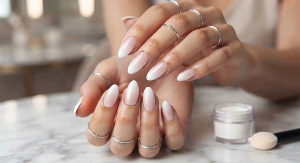 Ombré Nails Polish